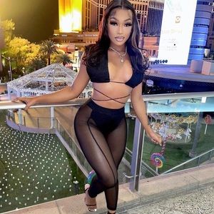 Black 2 piece mesh set. Size small